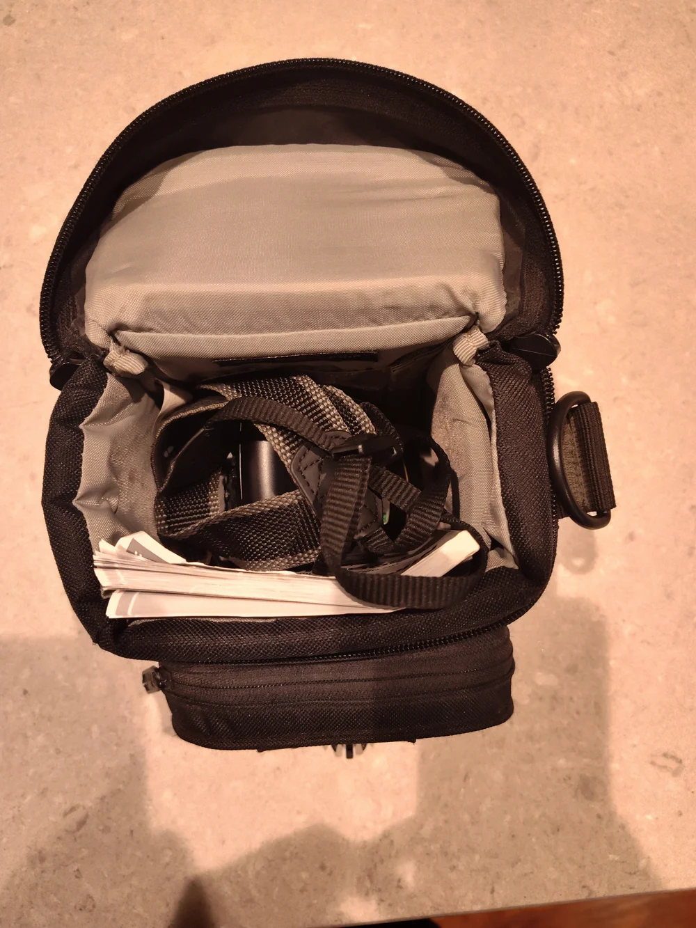 Nikon Cool Pix 5700 Black Digital Camera with Strap